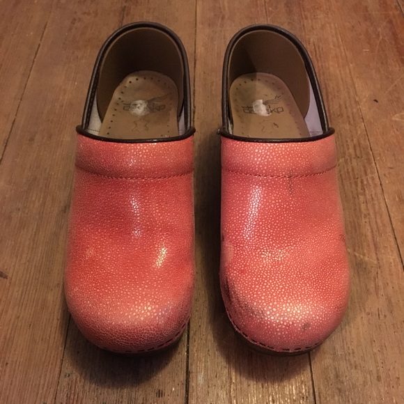 Shoes - Picture 1 of 5